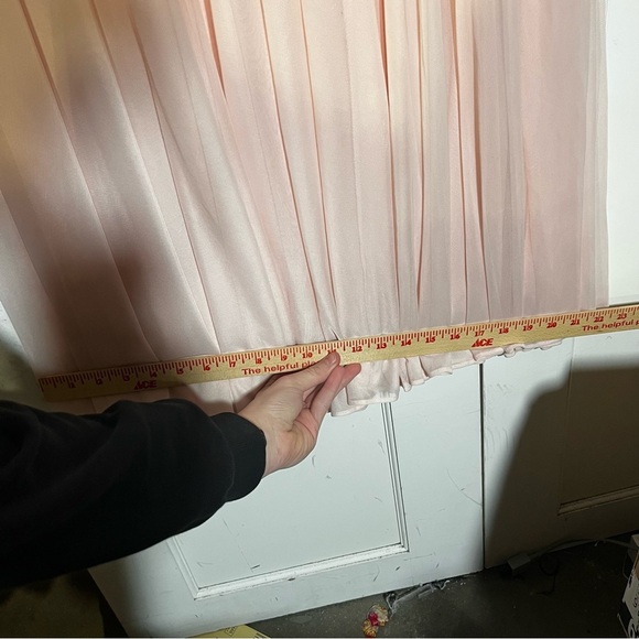 David’s Bridal Flutter Sleeve Cris Cross Mesh Dress Petal Pink Flowy Size 8 NWT - Picture 9 of 16